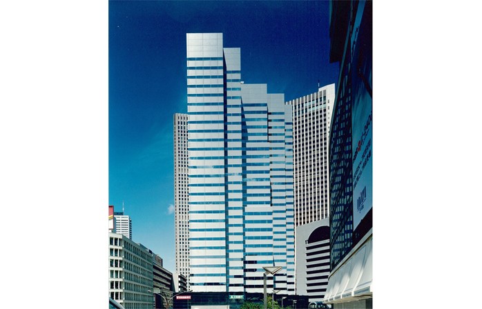 新宿エルタワー 1