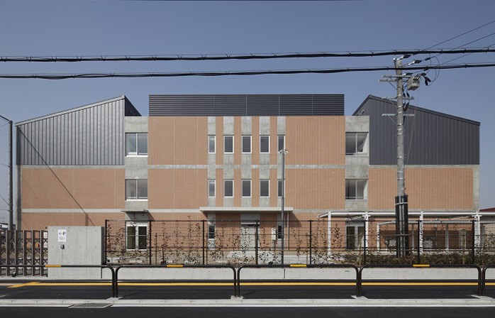Moriguchi City Second and Fourth Junior High School Comprehensive School 2