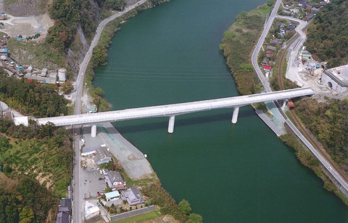 Kyukanka, Kuma River B and Other Bridges Construction