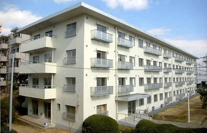 Chofu Dormitory Remodeling 1